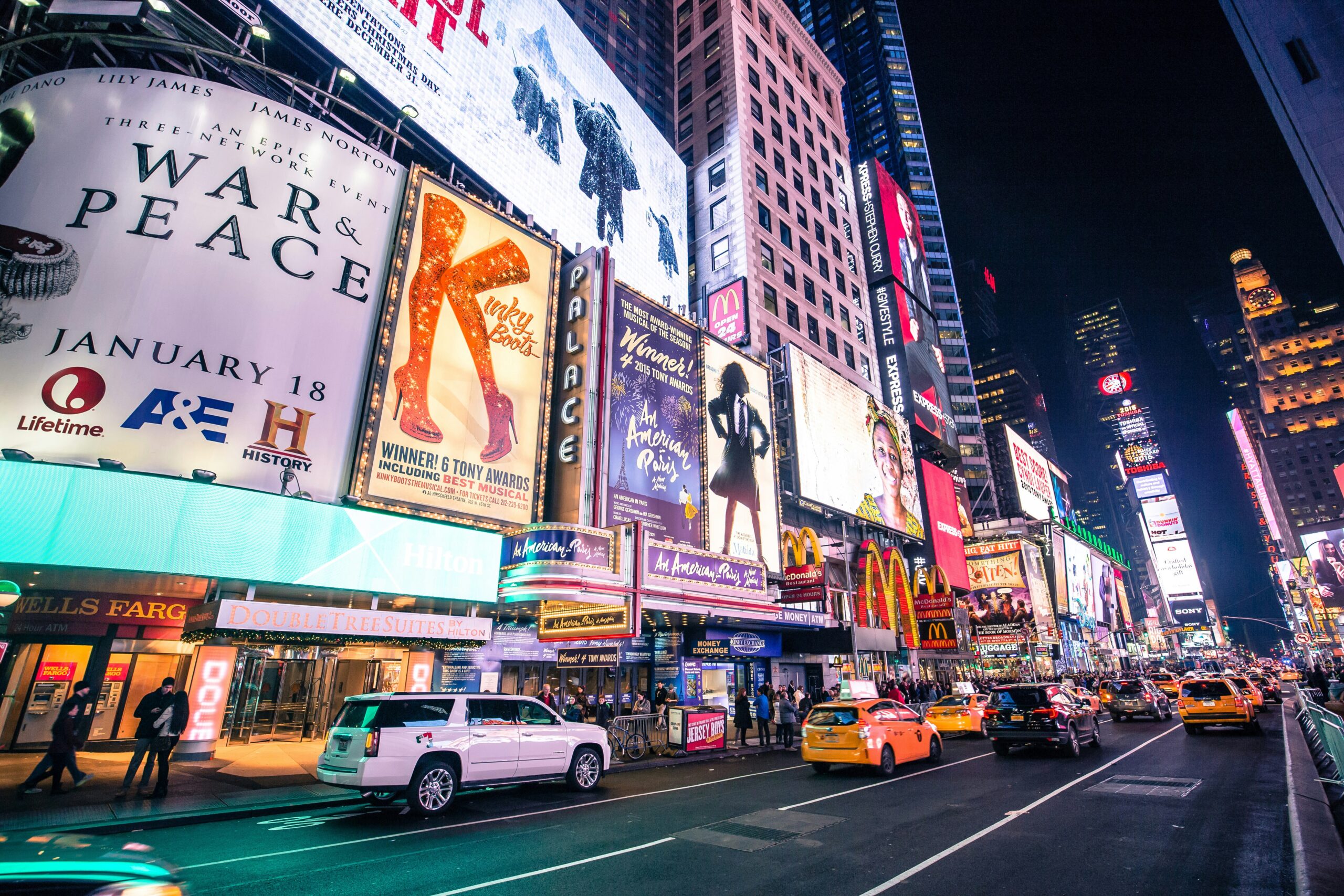 Hotels Near Times Square: What You Need to Know (2026 Guide)
